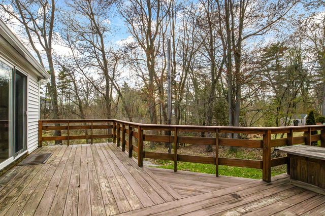 6 Forest Drive, Seabrook, NH 03874