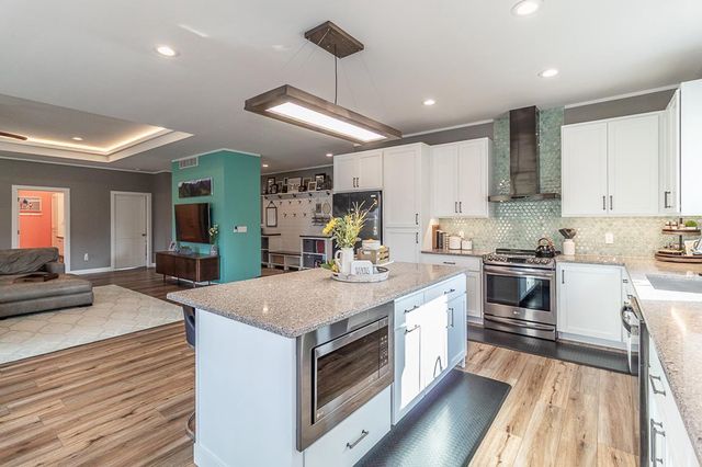 N3563 COUNTY ROAD W, New London, WI 54961