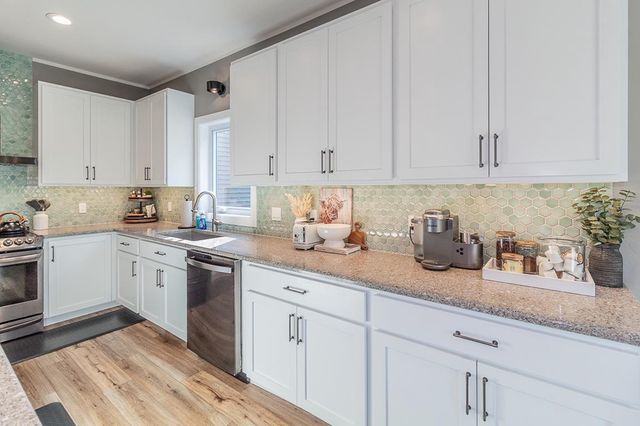 N3563 COUNTY ROAD W, New London, WI 54961