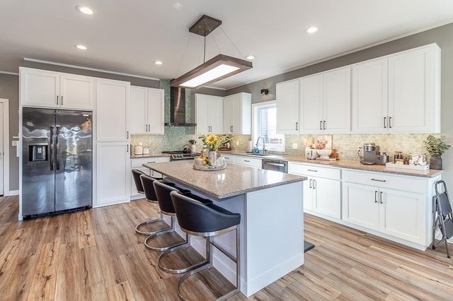 N3563 COUNTY ROAD W, New London, WI 54961