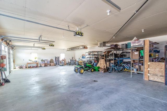 N3563 COUNTY ROAD W, New London, WI 54961