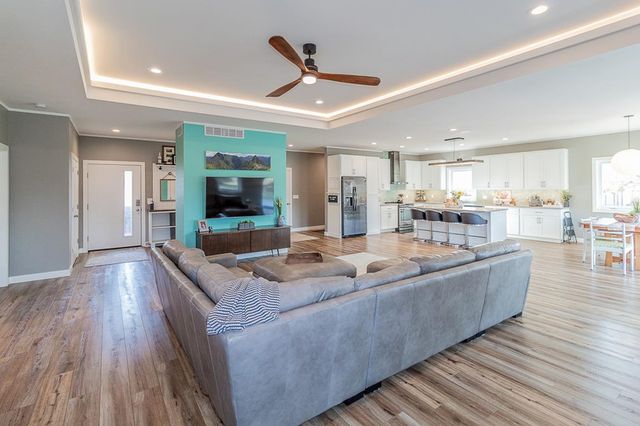 N3563 COUNTY ROAD W, New London, WI 54961