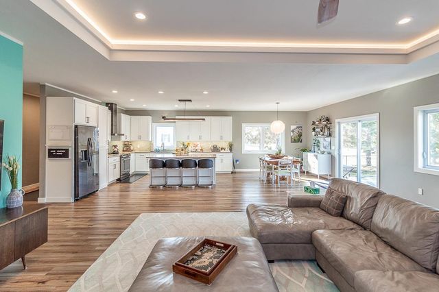 N3563 COUNTY ROAD W, New London, WI 54961