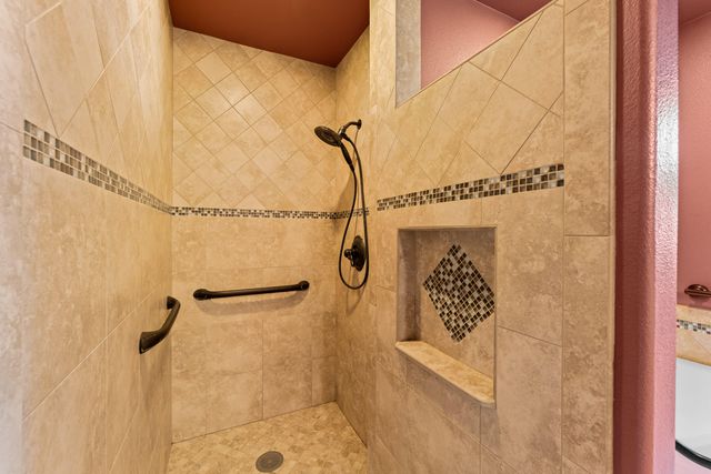 7511 Hugo Road, Grants Pass, OR 97526