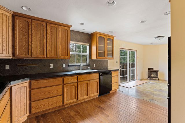 7511 Hugo Road, Grants Pass, OR 97526