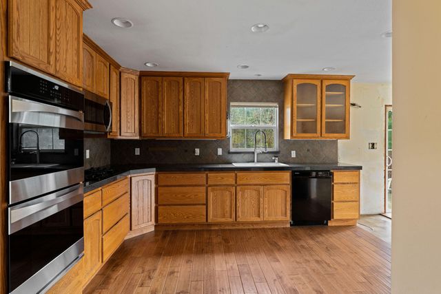 7511 Hugo Road, Grants Pass, OR 97526