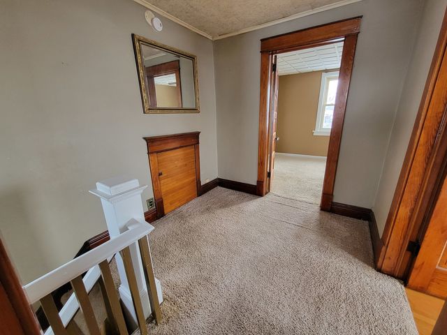 436 N Columbia Avenue, Oglesby, IL 61348