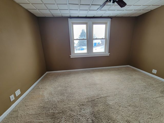 436 N Columbia Avenue, Oglesby, IL 61348