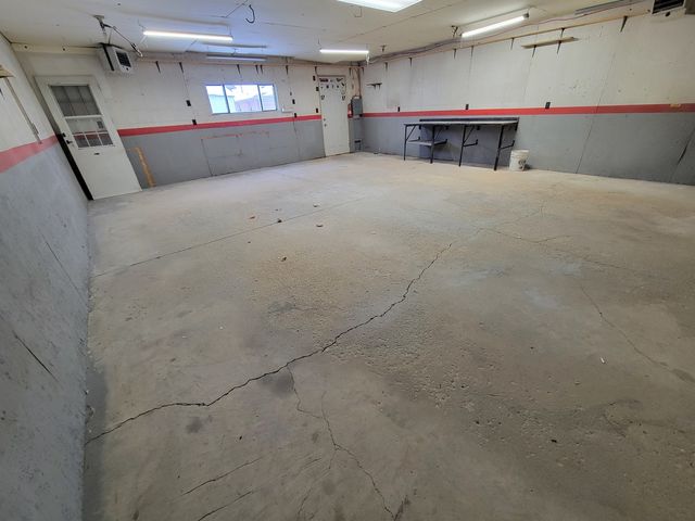 436 N Columbia Avenue, Oglesby, IL 61348