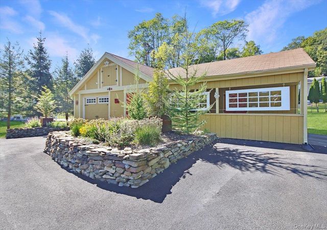 143 Old Post Road, Marlboro, NY 12542