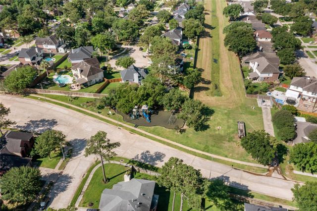 14018 Gray Bear Circle, Cypress, TX 77429