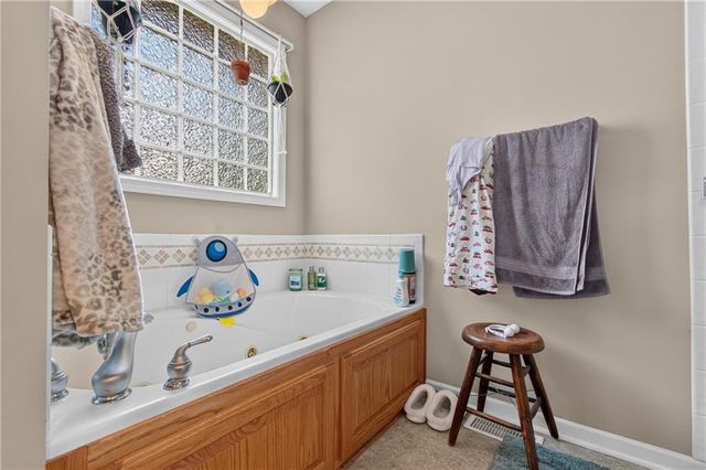 1408 Bridget Boulevard, Pleasant Hill, MO 64080