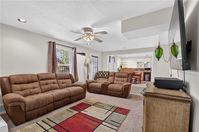 1408 Bridget Boulevard, Pleasant Hill, MO 64080