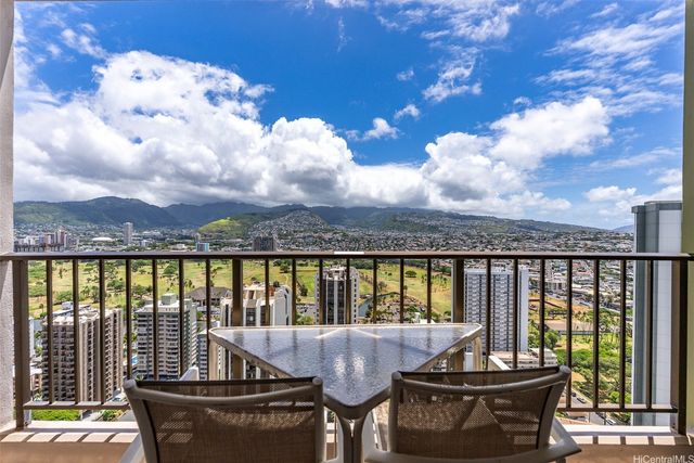 229 Paoakalani Avenue 3511, Honolulu, HI 96815