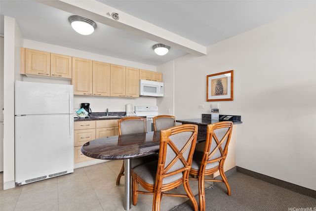 229 Paoakalani Avenue 3511, Honolulu, HI 96815