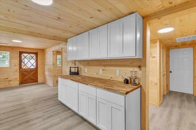 499 Crandall Ellijay Road, Chatsworth, GA 30705