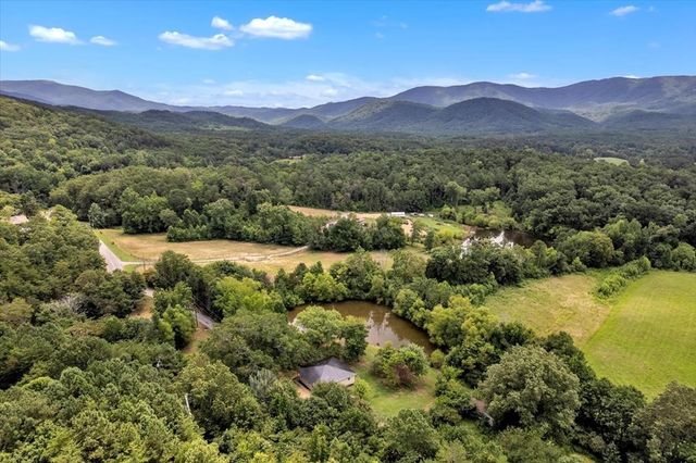 499 Crandall Ellijay Road, Chatsworth, GA 30705