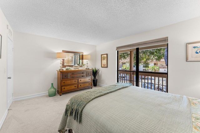 606 Brackenwood Cove, Palm Beach Gardens, FL 33418