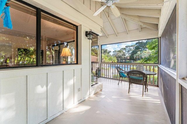 606 Brackenwood Cove, Palm Beach Gardens, FL 33418