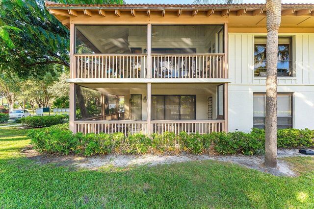 606 Brackenwood Cove, Palm Beach Gardens, FL 33418