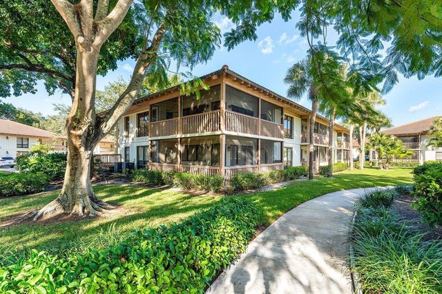 606 Brackenwood Cove, Palm Beach Gardens, FL 33418