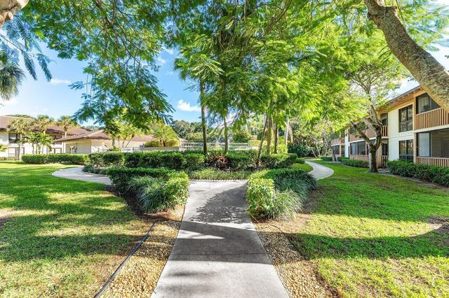 606 Brackenwood Cove, Palm Beach Gardens, FL 33418