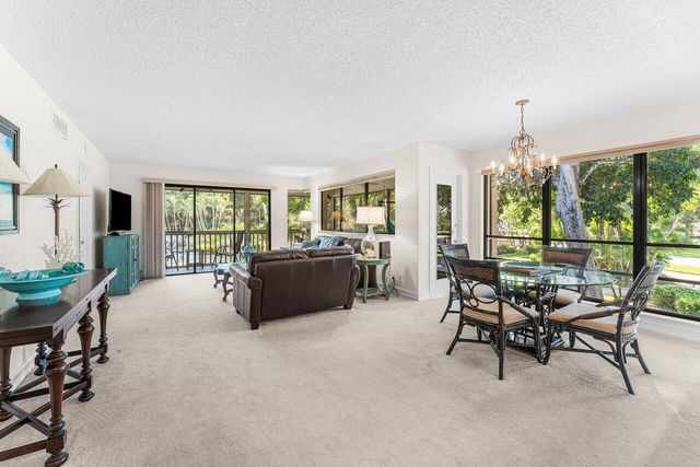 606 Brackenwood Cove, Palm Beach Gardens, FL 33418