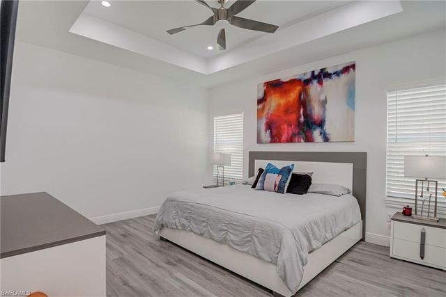 911 14th ST SE, Naples, FL 34117