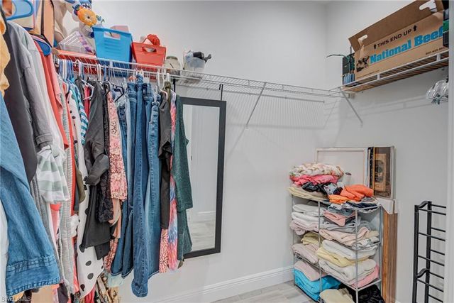 911 14th ST SE, Naples, FL 34117