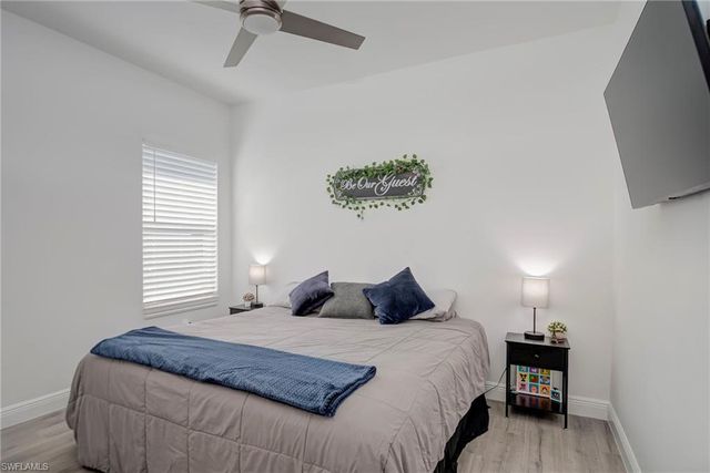 911 14th ST SE, Naples, FL 34117