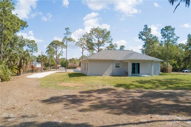 911 14th ST SE, Naples, FL 34117