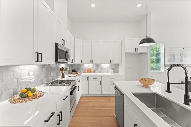 1004 Tuskegee Heights Lane, Houston, TX 77091