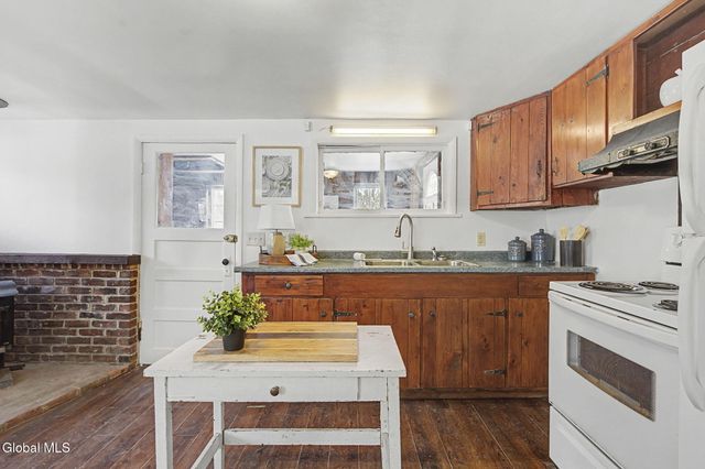 535 Route 67, Mechanicville, NY 12118