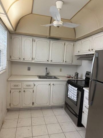 148 Farnham G 148, Deerfield Beach, FL 33442
