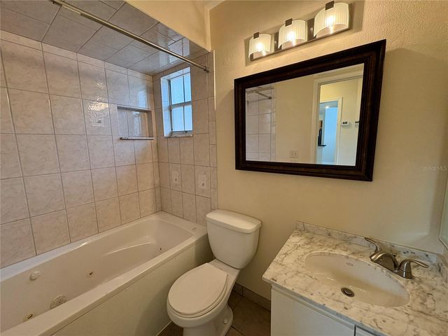 4007 39TH STREET W, Bradenton, FL 34205