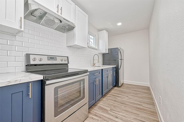5609 Denmark Street C, Houston, TX 77028