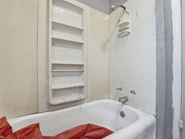 7842 S Constance Avenue, Chicago, IL 60649
