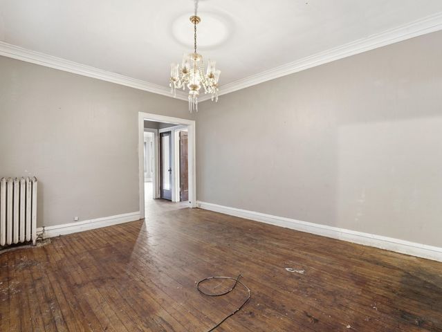 7842 S Constance Avenue, Chicago, IL 60649