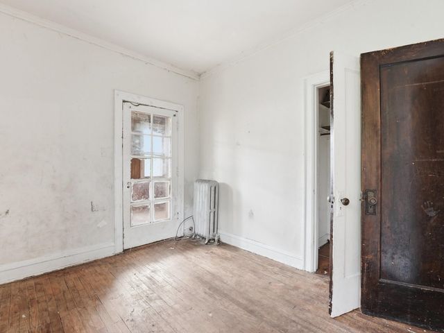 7842 S Constance Avenue, Chicago, IL 60649