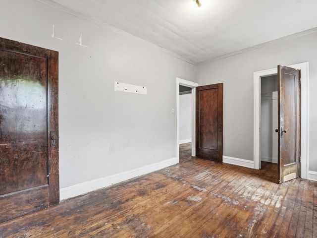 7842 S Constance Avenue, Chicago, IL 60649