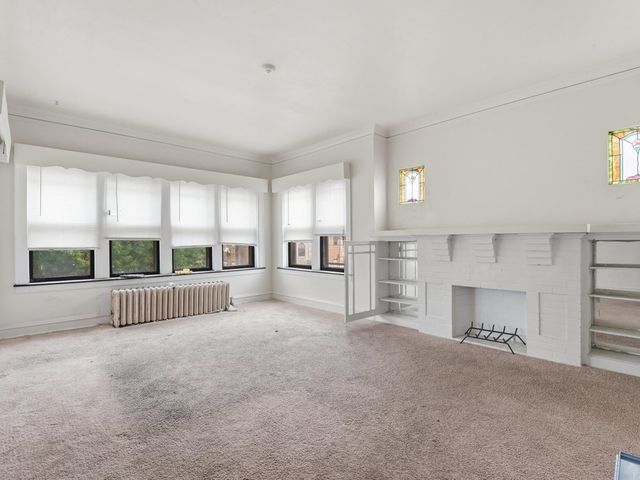 7842 S Constance Avenue, Chicago, IL 60649