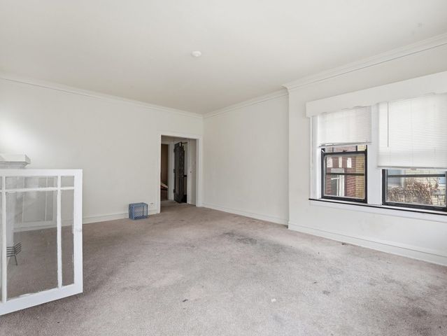 7842 S Constance Avenue, Chicago, IL 60649