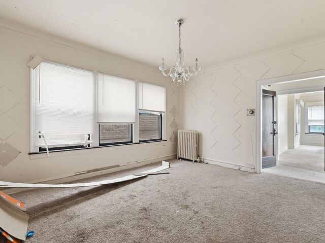 7842 S Constance Avenue, Chicago, IL 60649