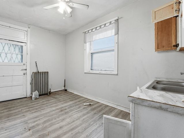 7842 S Constance Avenue, Chicago, IL 60649