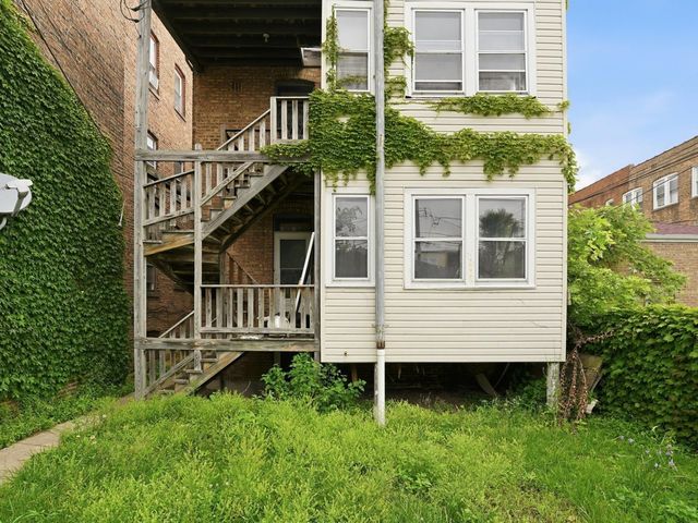 7842 S Constance Avenue, Chicago, IL 60649