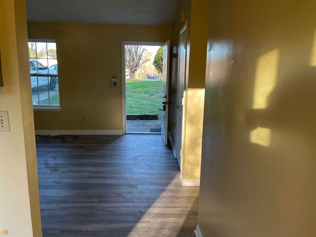 10399 Briarbay Drive, Jonesboro, GA 30238