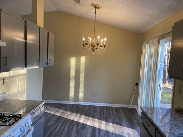 10399 Briarbay Drive, Jonesboro, GA 30238