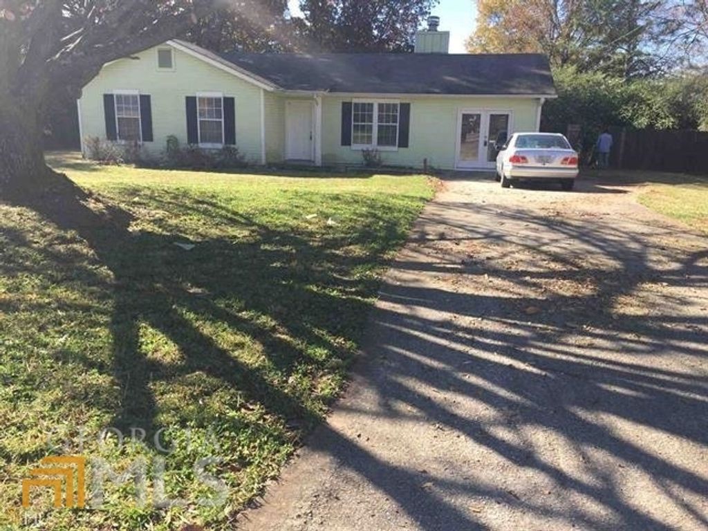 10399 Briarbay Drive, Jonesboro, GA 30238