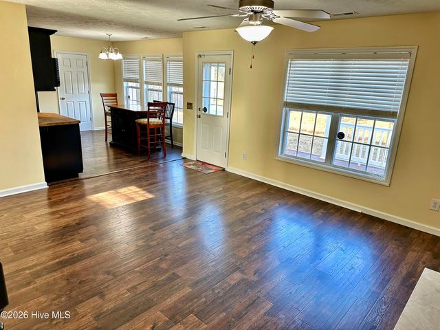 200 Newhan Court, Jacksonville, NC 28546