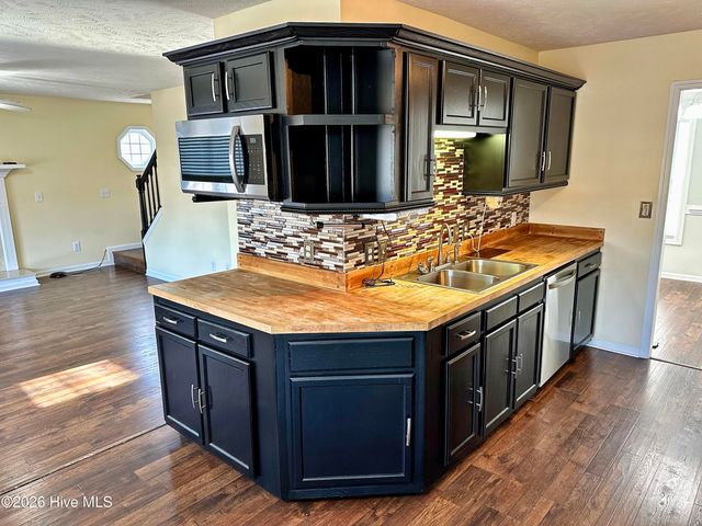 200 Newhan Court, Jacksonville, NC 28546